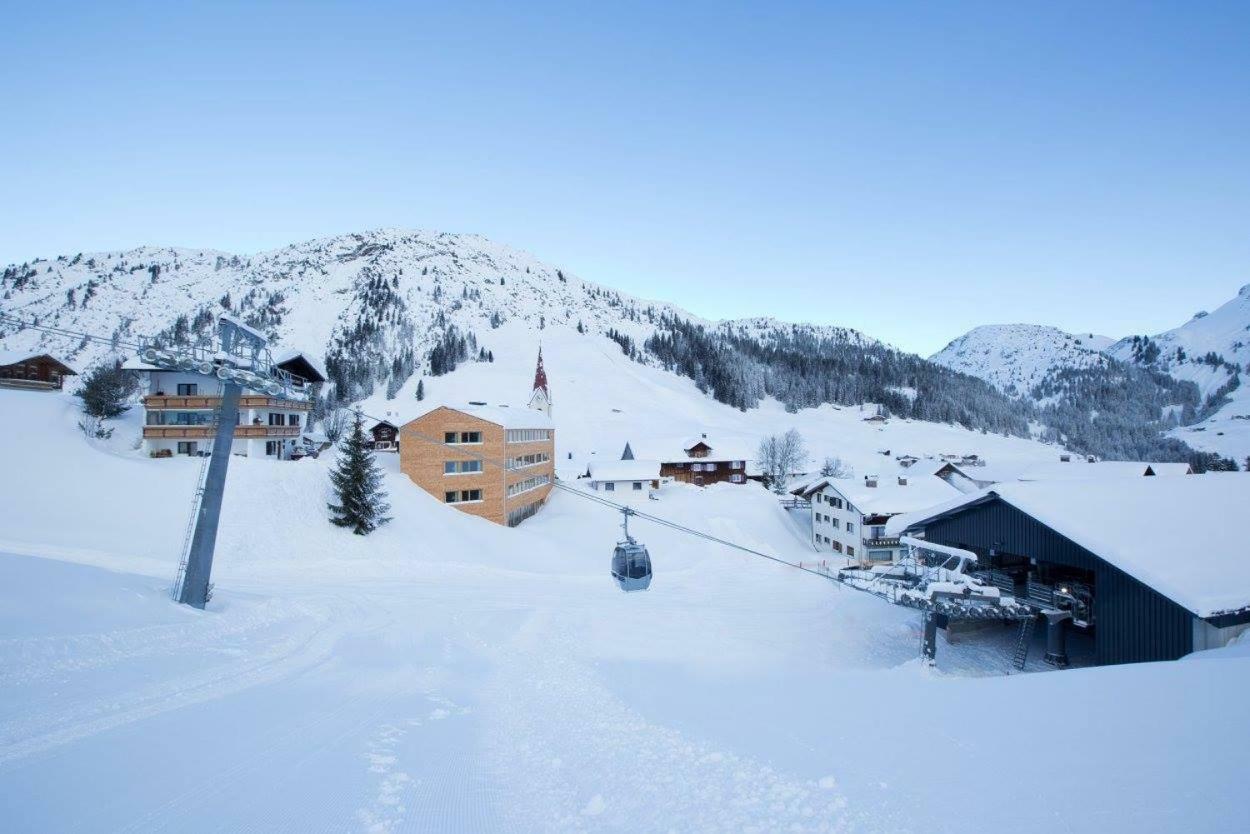 Warthsap Apartmenthaus Warth  Exterior photo
